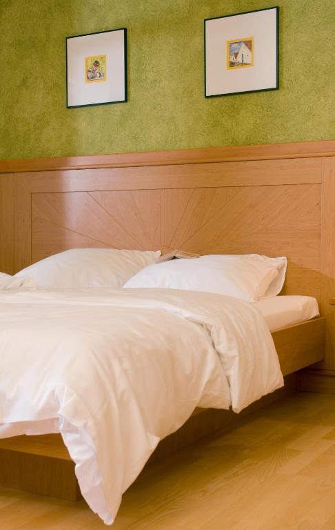 Hotel Neustifter Poysdorf Room photo